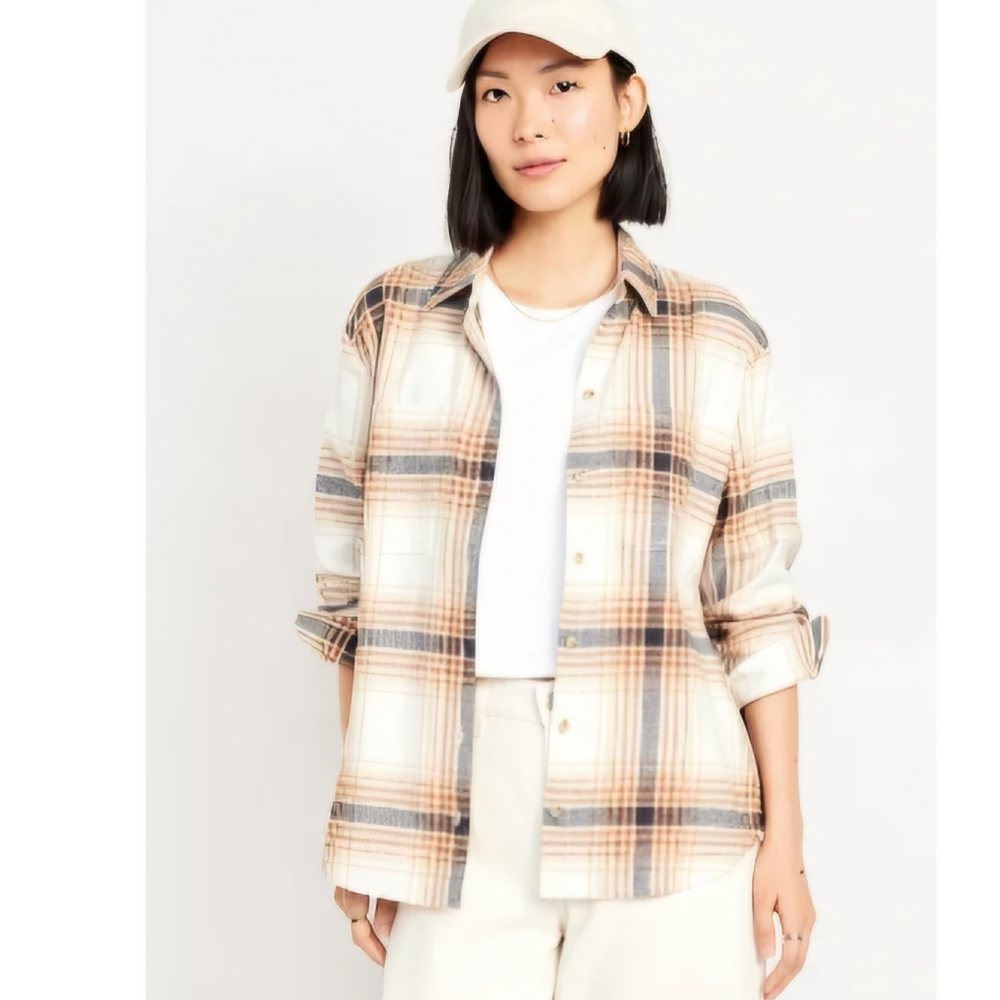 Old Navy Plaid THE BOYFRIEND SHIRT Long Sleeve Button Down. Size SMALL